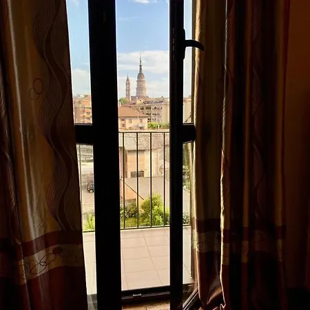 Un Passo Dalla Stazione